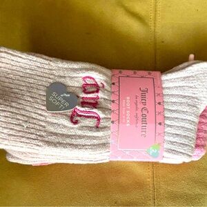 JUICY COUTURE TWO PACK
OF BOOT SOCKS.